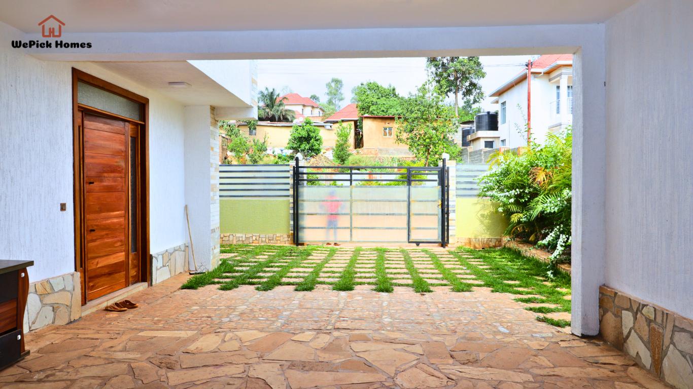 4 Bedroom House for Rent in Gacuriro, Kigali.